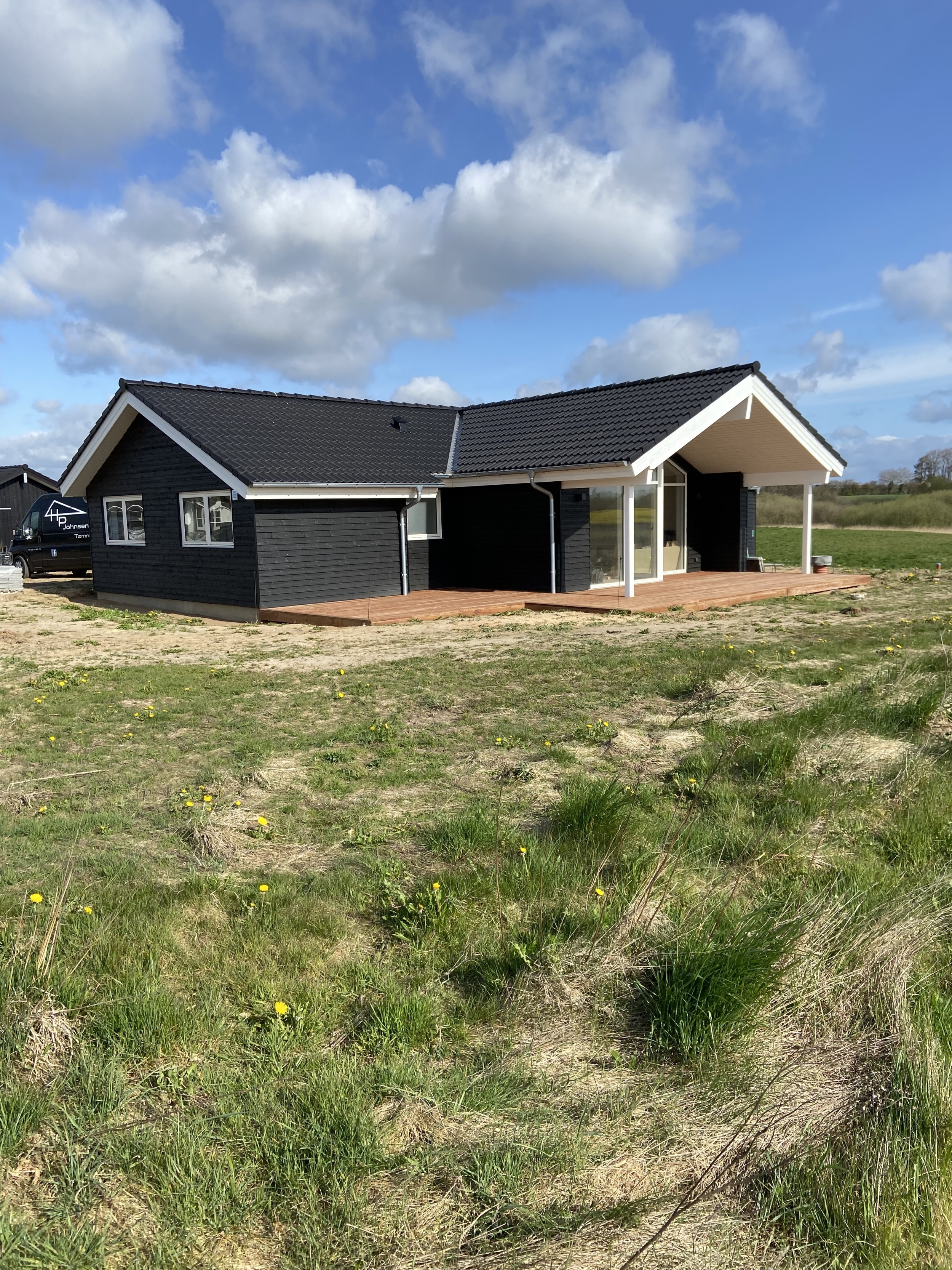 Montering af vinduer og døre i sommerhus på Rømø